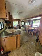 Load image into Gallery viewer, Trailer on Site #97
